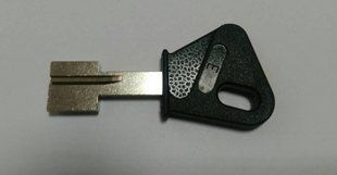 Mottura Art. 92105А00C Заготовки для ключів для натискних циліндрів (3448) 3448 фото