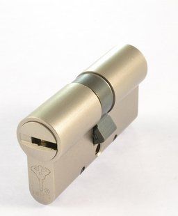 Циліндр MUL-T-LOCK DIN_KK XP MT5+ 81 NST 31x50 CAM30 5KEY DND5I_BLUE_INS 948B BOX_M MTL7000024171 фото