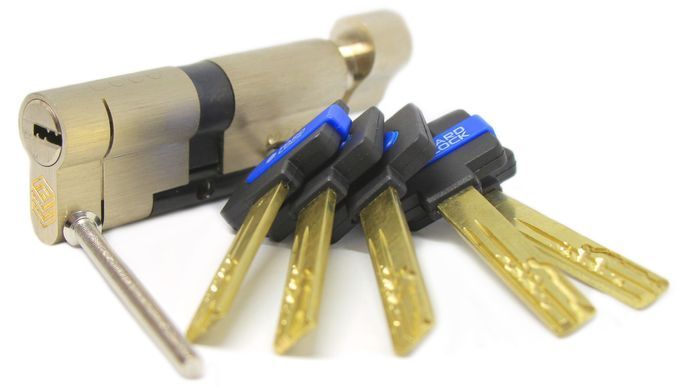 Дверний циліндр HardLock K-серія 70мм (35х35Т) Сатин (ключ-тумблер) HL398 фото